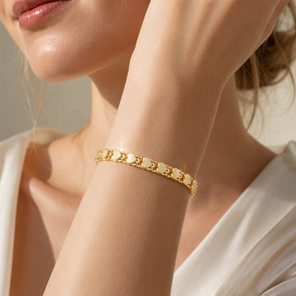 Women’s Elegant Heart Link Bracelet – Dainty Romantic Design, Adjustable Chain