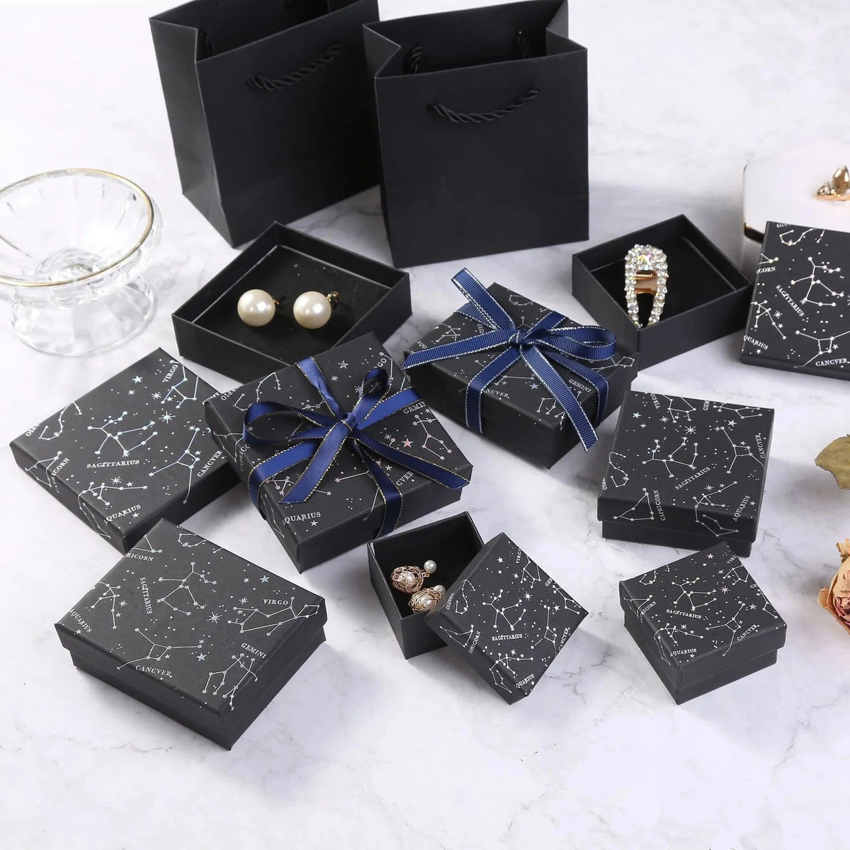 Glow‑in‑the‑dark Leather Zodiac Sign Bracelet