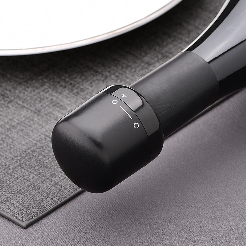 Mini red wine stopper