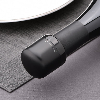 Mini red wine stopper
